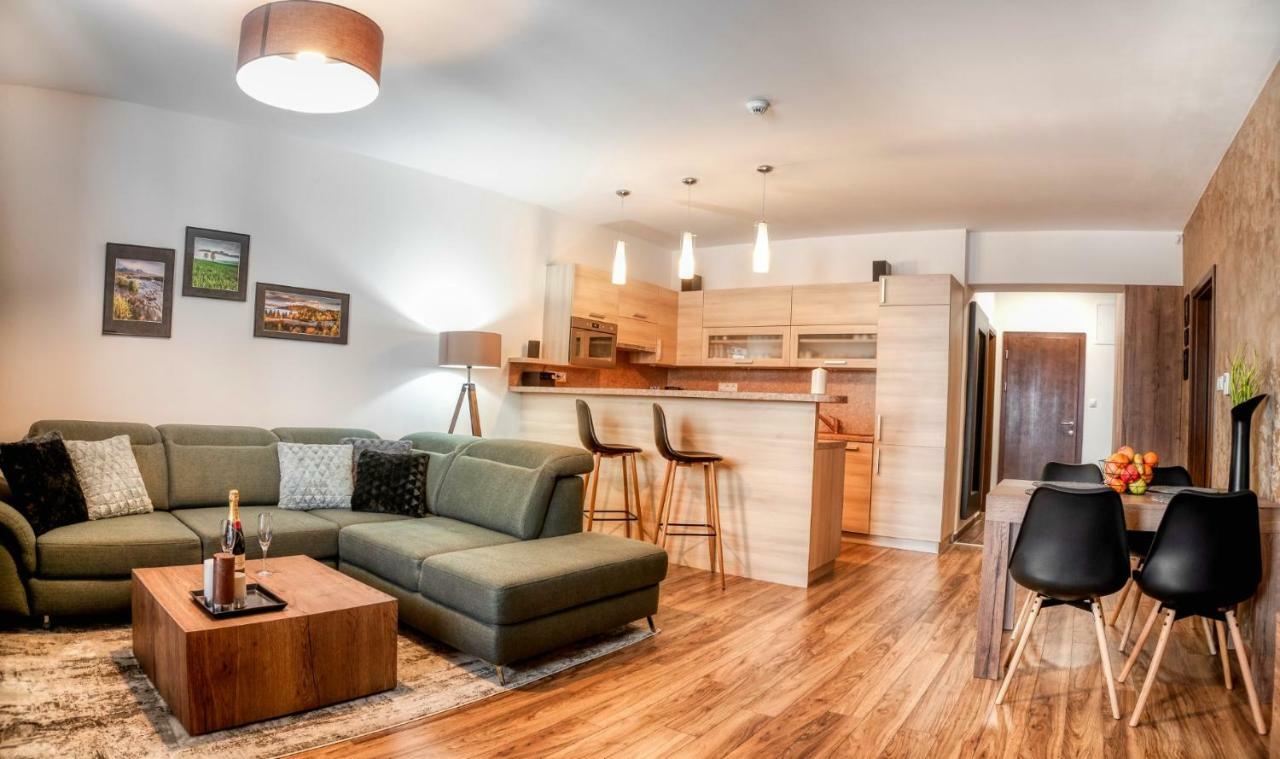 Apartman Lio - Free Garage Parking Tatrzańska Łomnica Zewnętrze zdjęcie