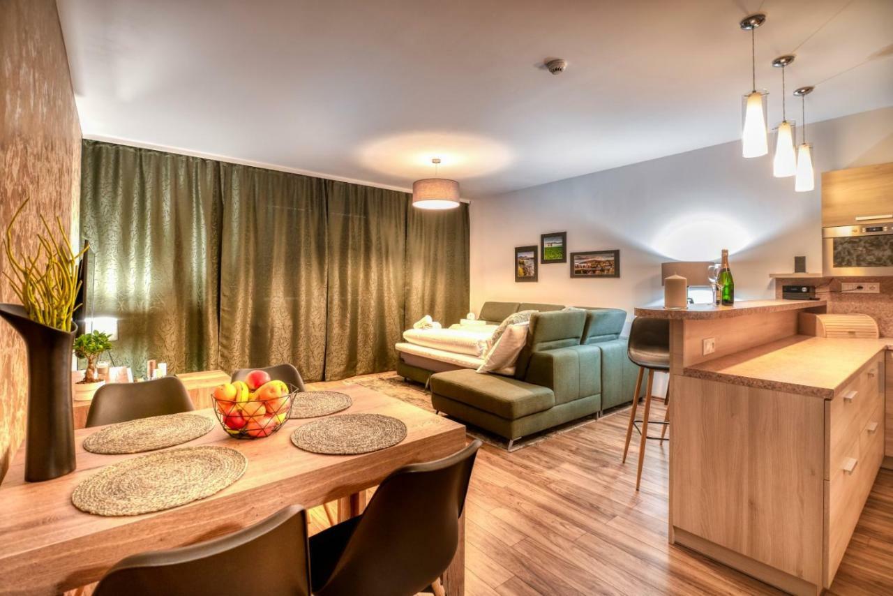 Apartman Lio - Free Garage Parking Tatrzańska Łomnica Zewnętrze zdjęcie